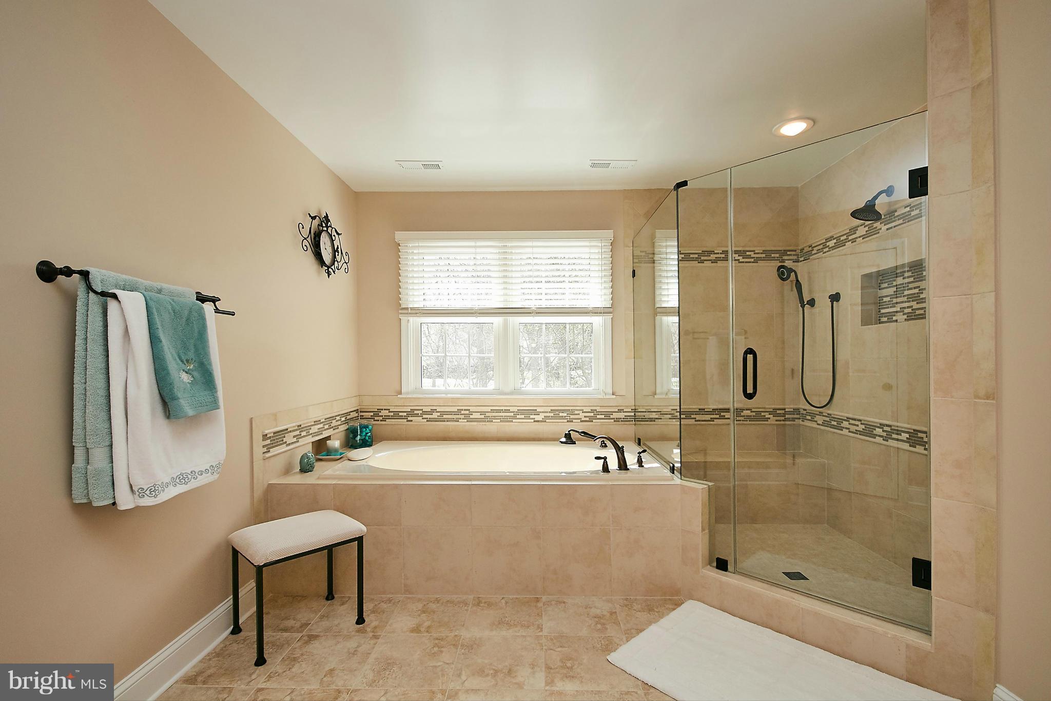 MIDDLEFORD - Residential