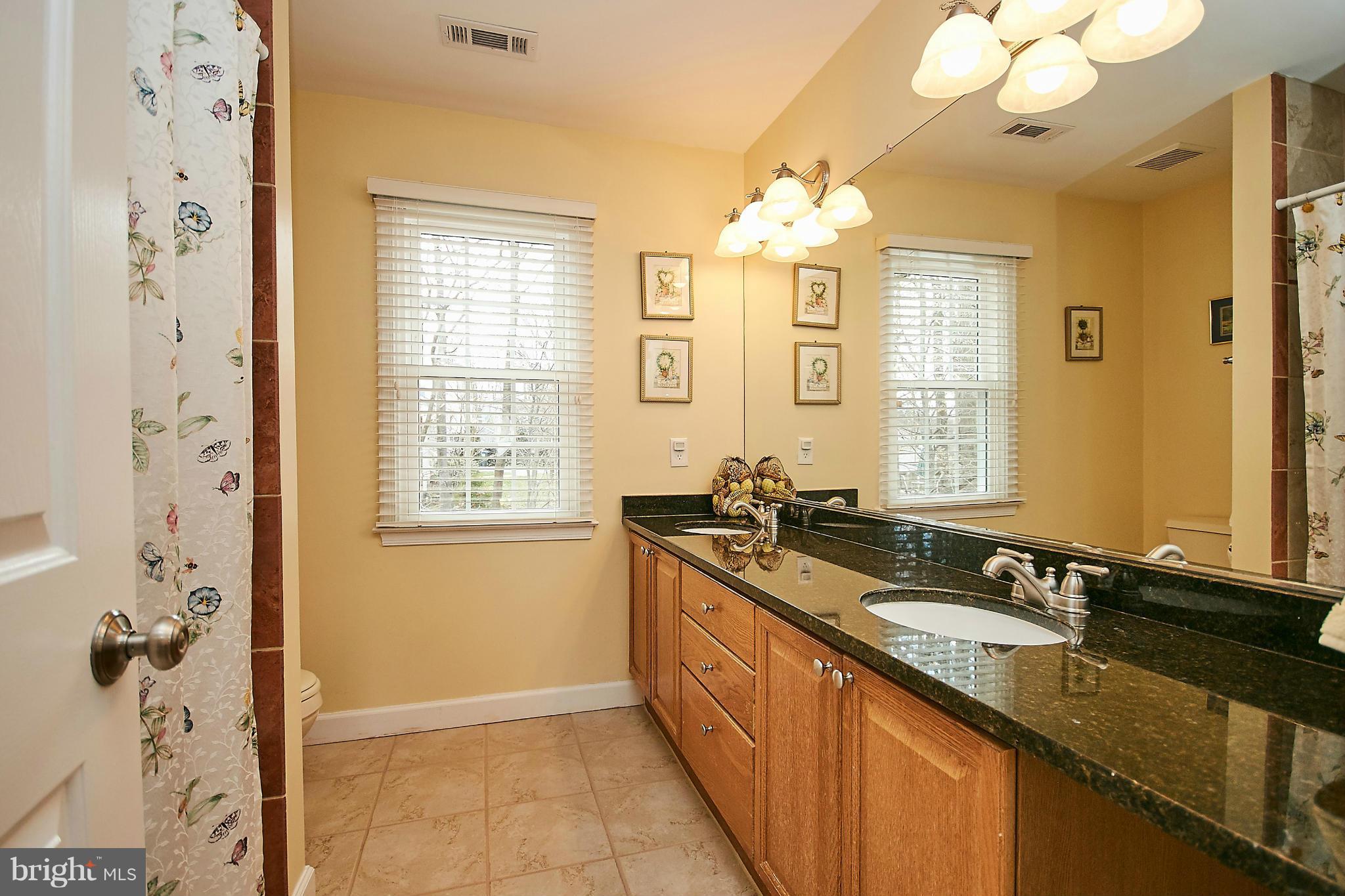 MIDDLEFORD - Residential