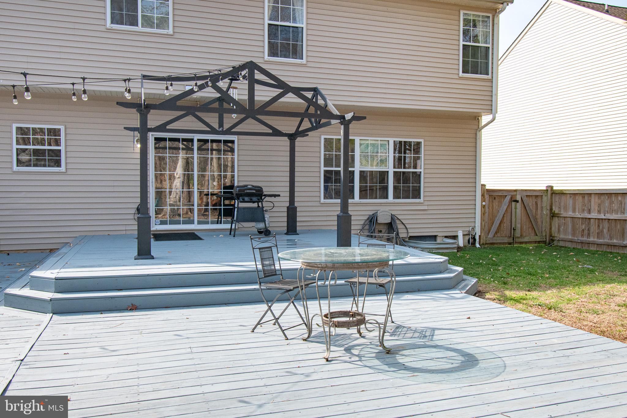 WOODS AT STONEY RIDGE - Residential