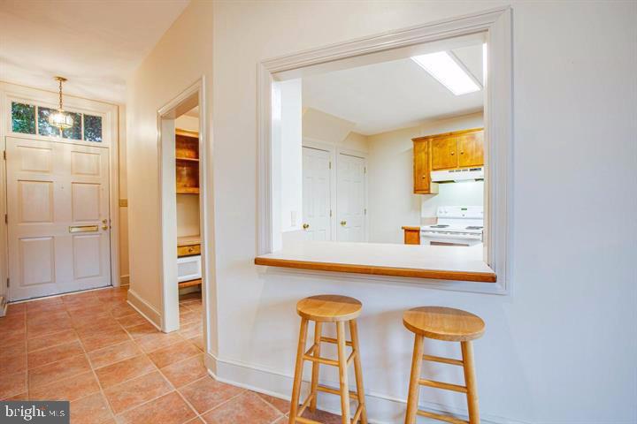 MARY WASHINGTON SQUARE - Residential Lease