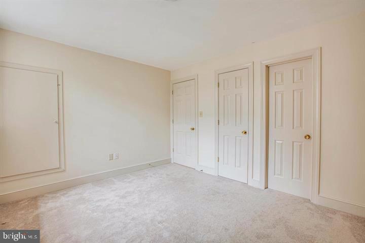 MARY WASHINGTON SQUARE - Residential Lease