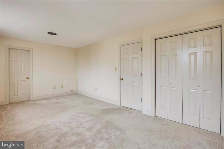 MARY WASHINGTON SQUARE - Residential Lease