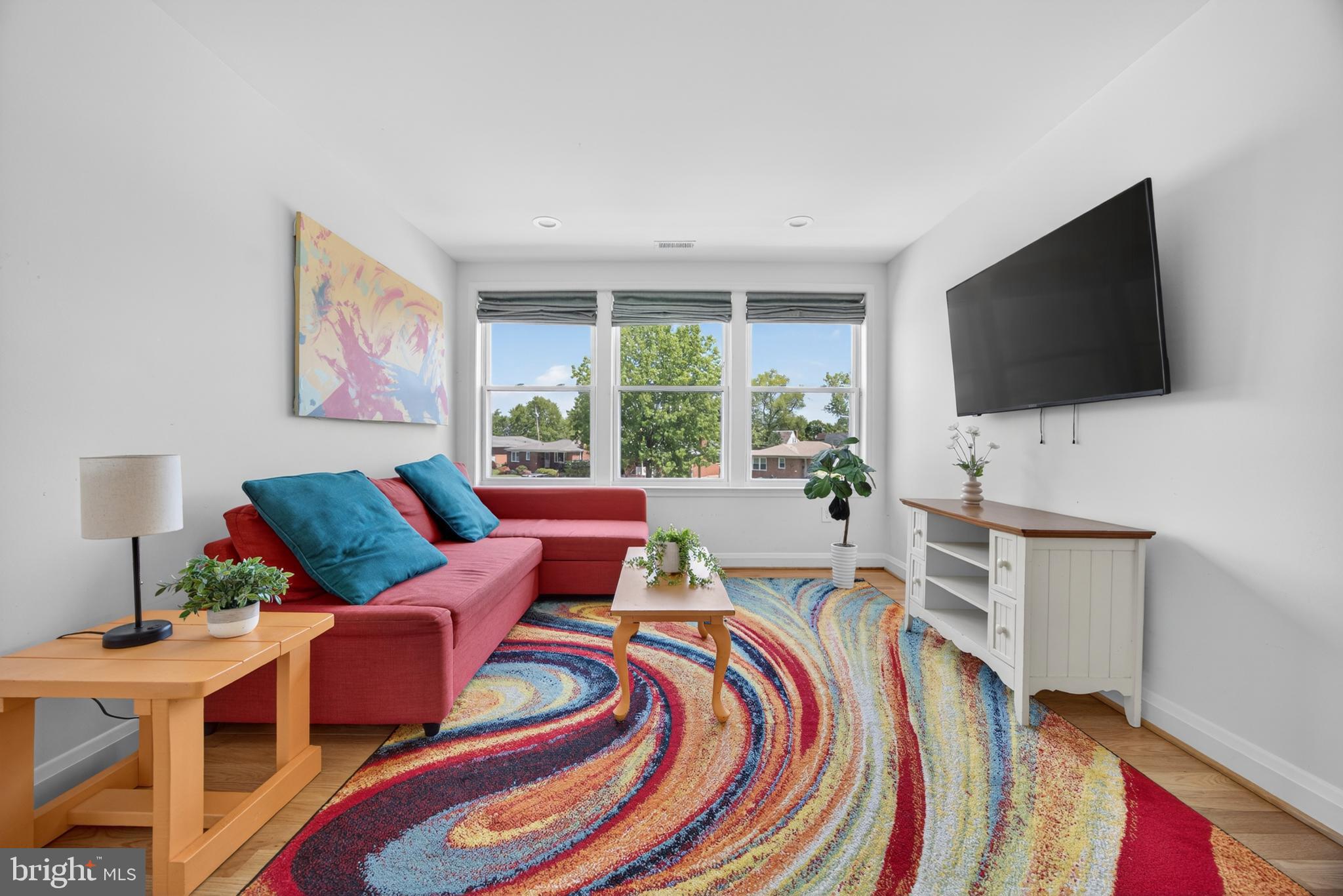 BEAUMONT GARDENS - Residential