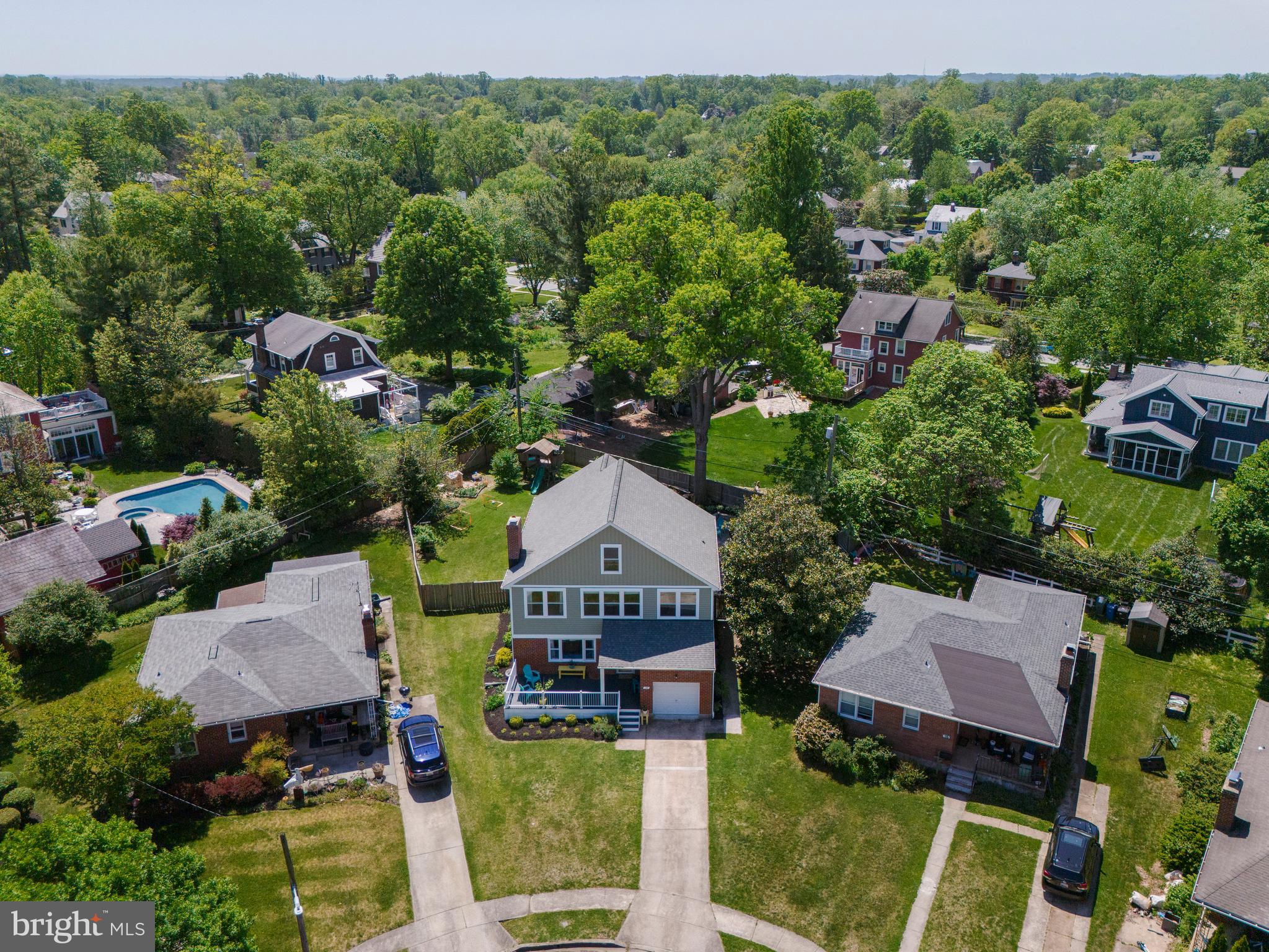 BEAUMONT GARDENS - Residential