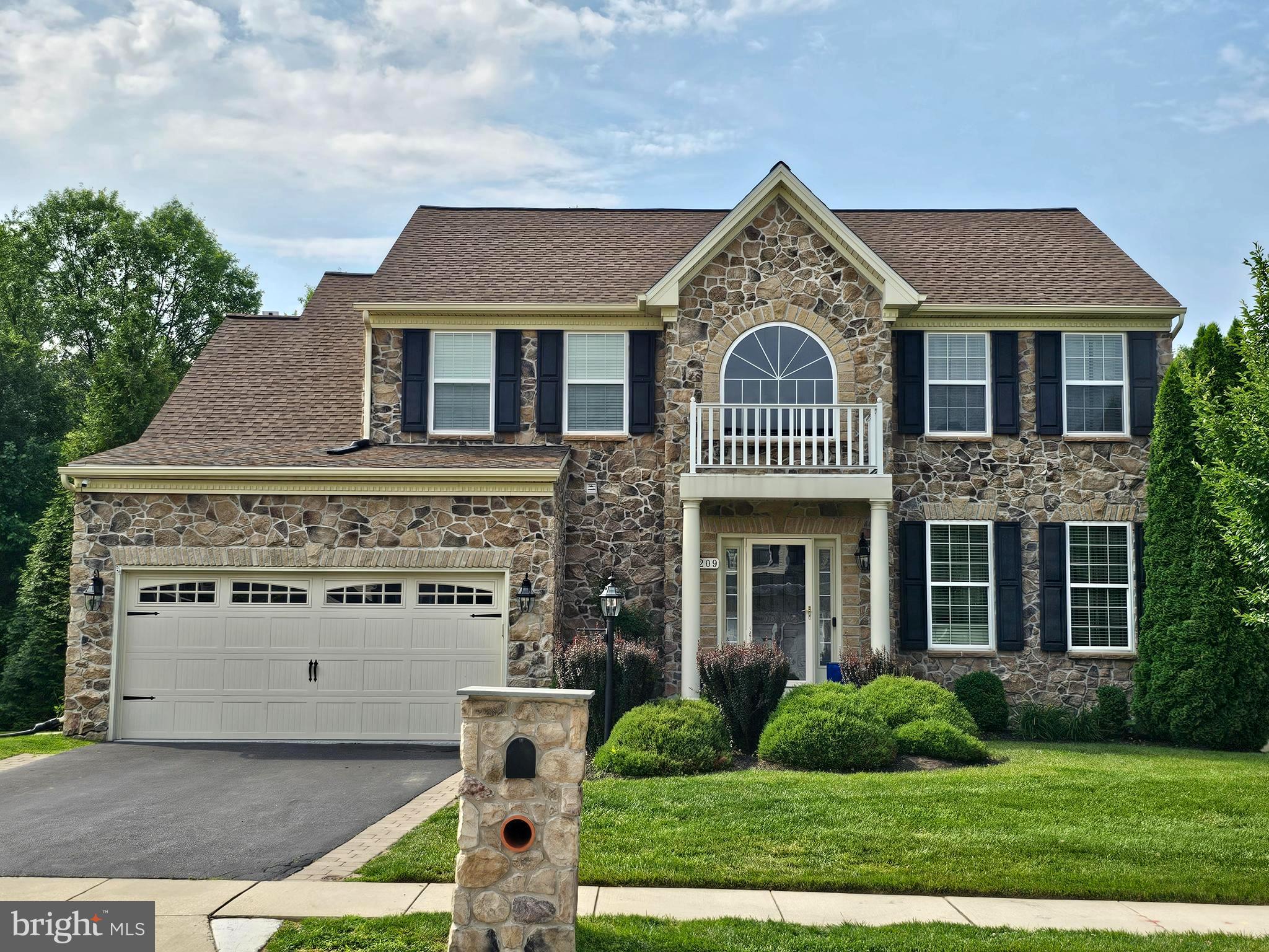 209 OAK VALLEY DRIVE