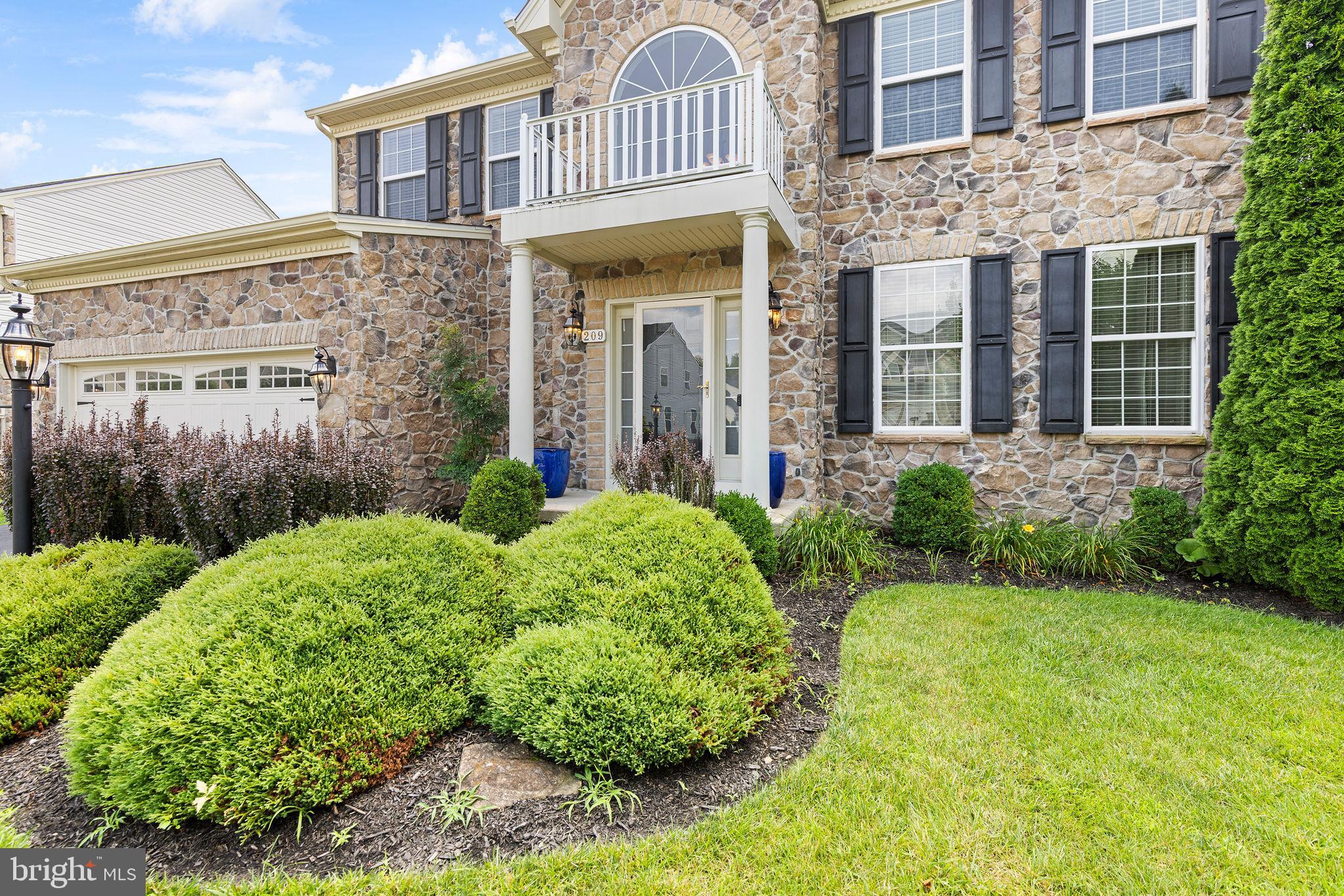 209 OAK VALLEY DRIVE