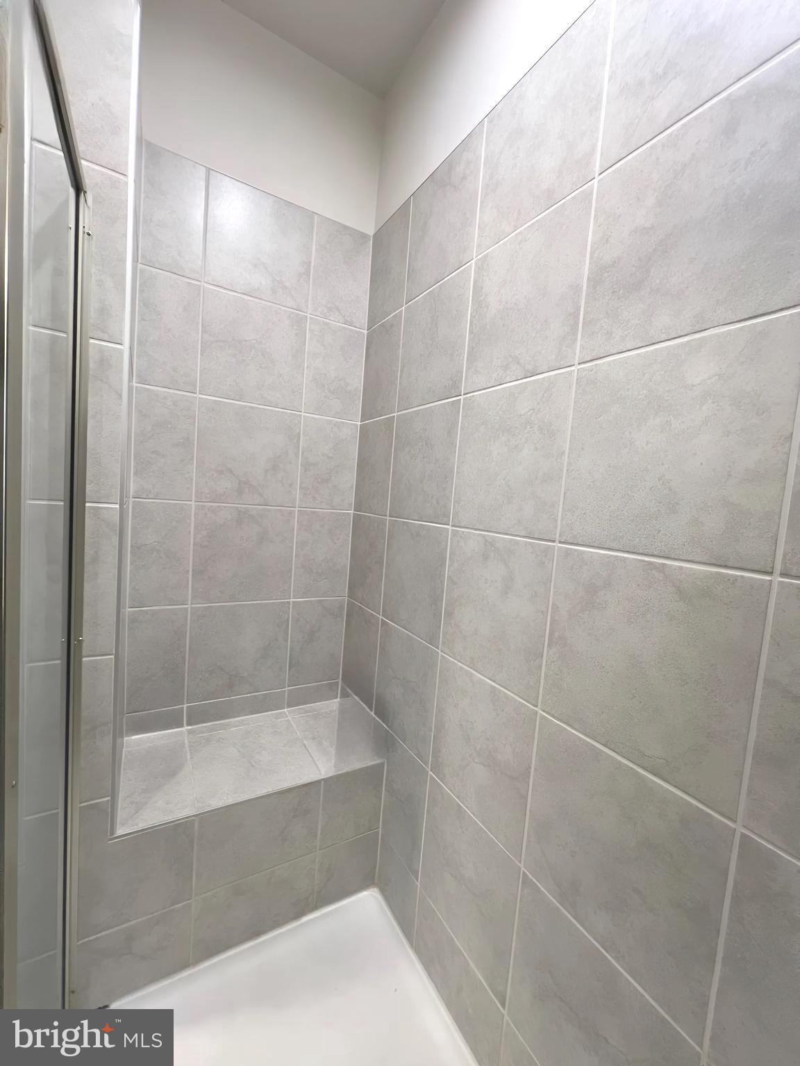 LAKE LINGANORE OAKDALE - Residential Lease