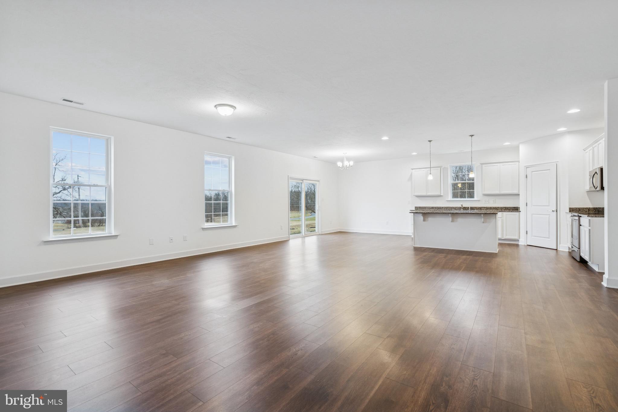 CUMBERLAND VILLAGE - Residential