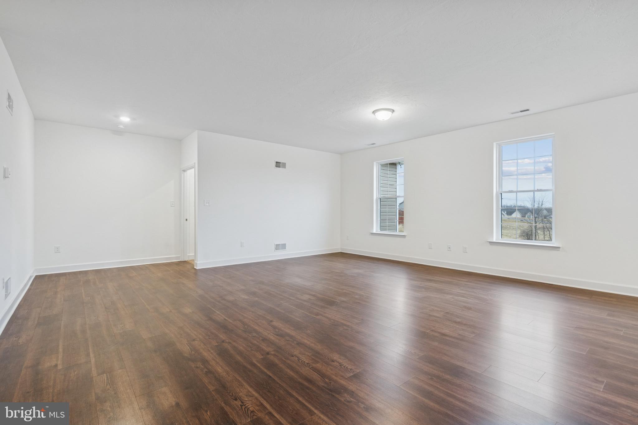 CUMBERLAND VILLAGE - Residential