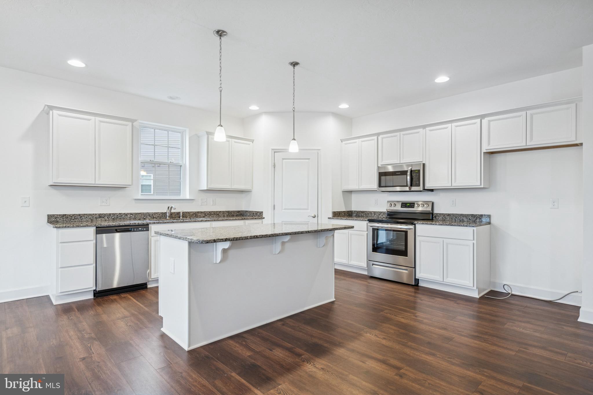 CUMBERLAND VILLAGE - Residential