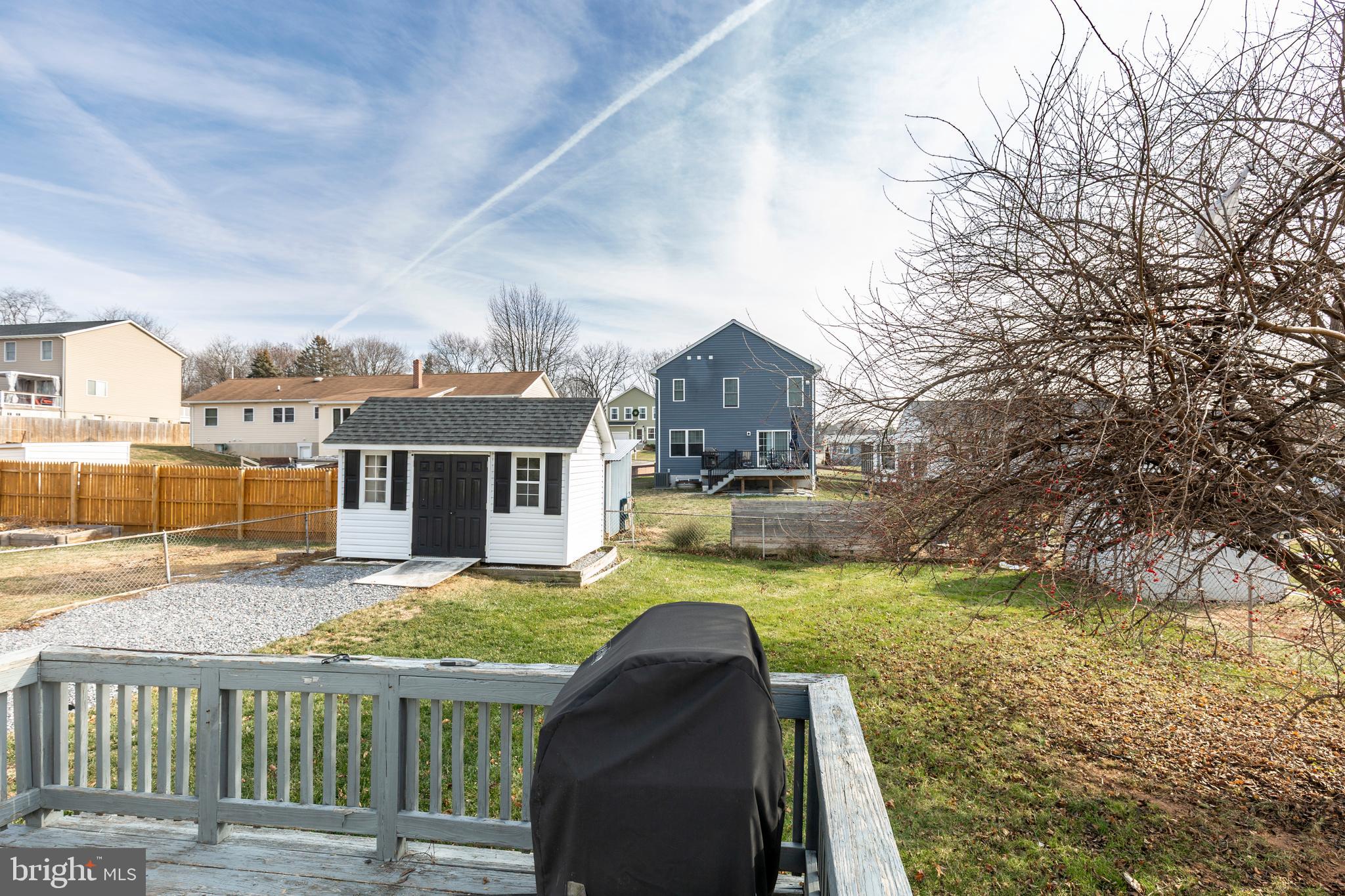 BUCKINGHAM VIEW - Residential