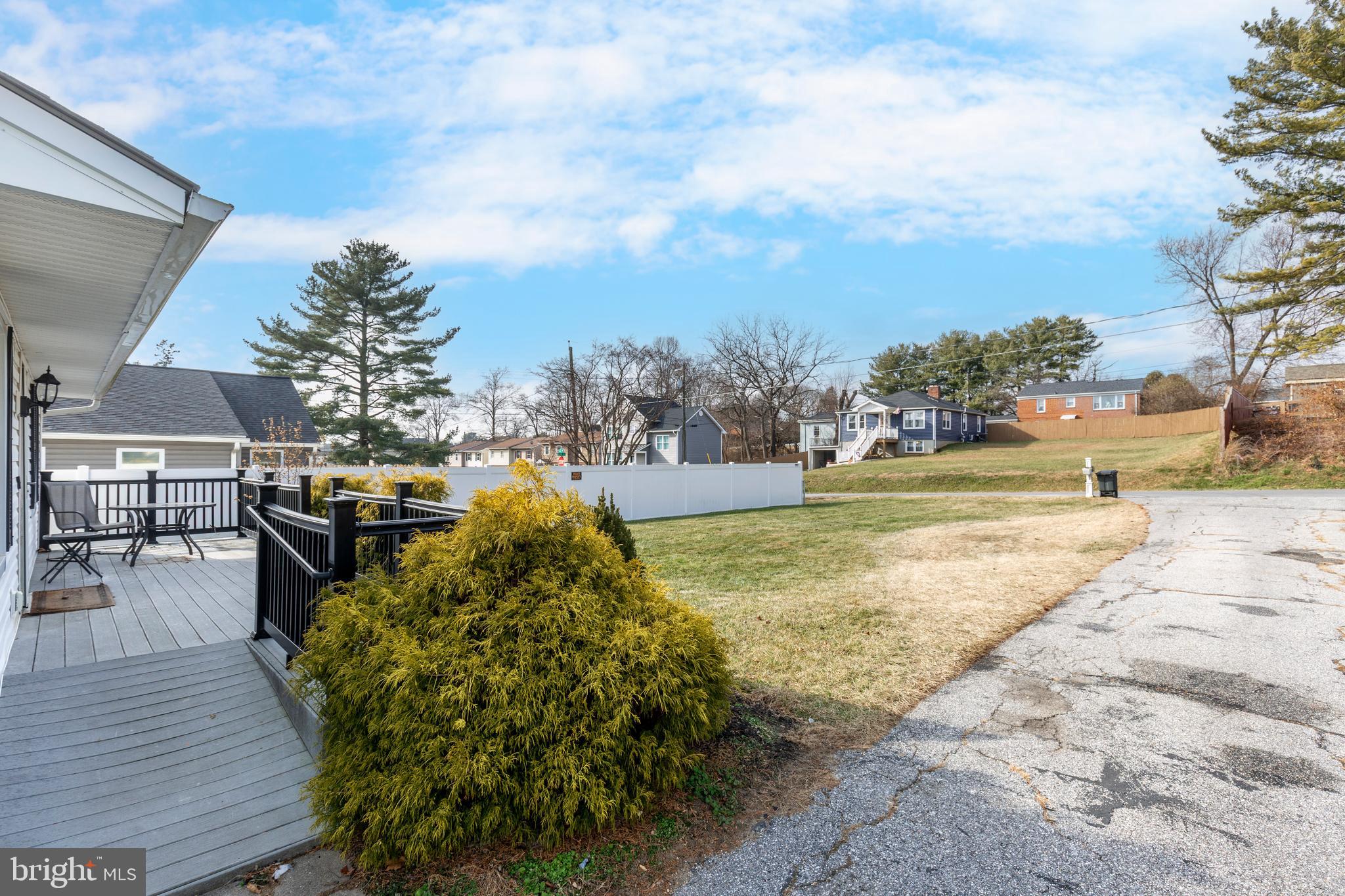 BUCKINGHAM VIEW - Residential