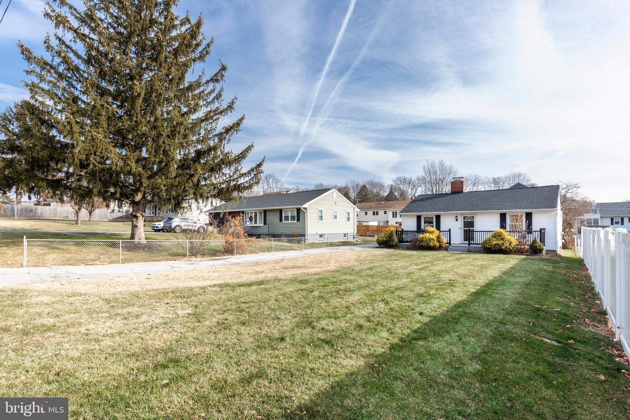 BUCKINGHAM VIEW - Residential