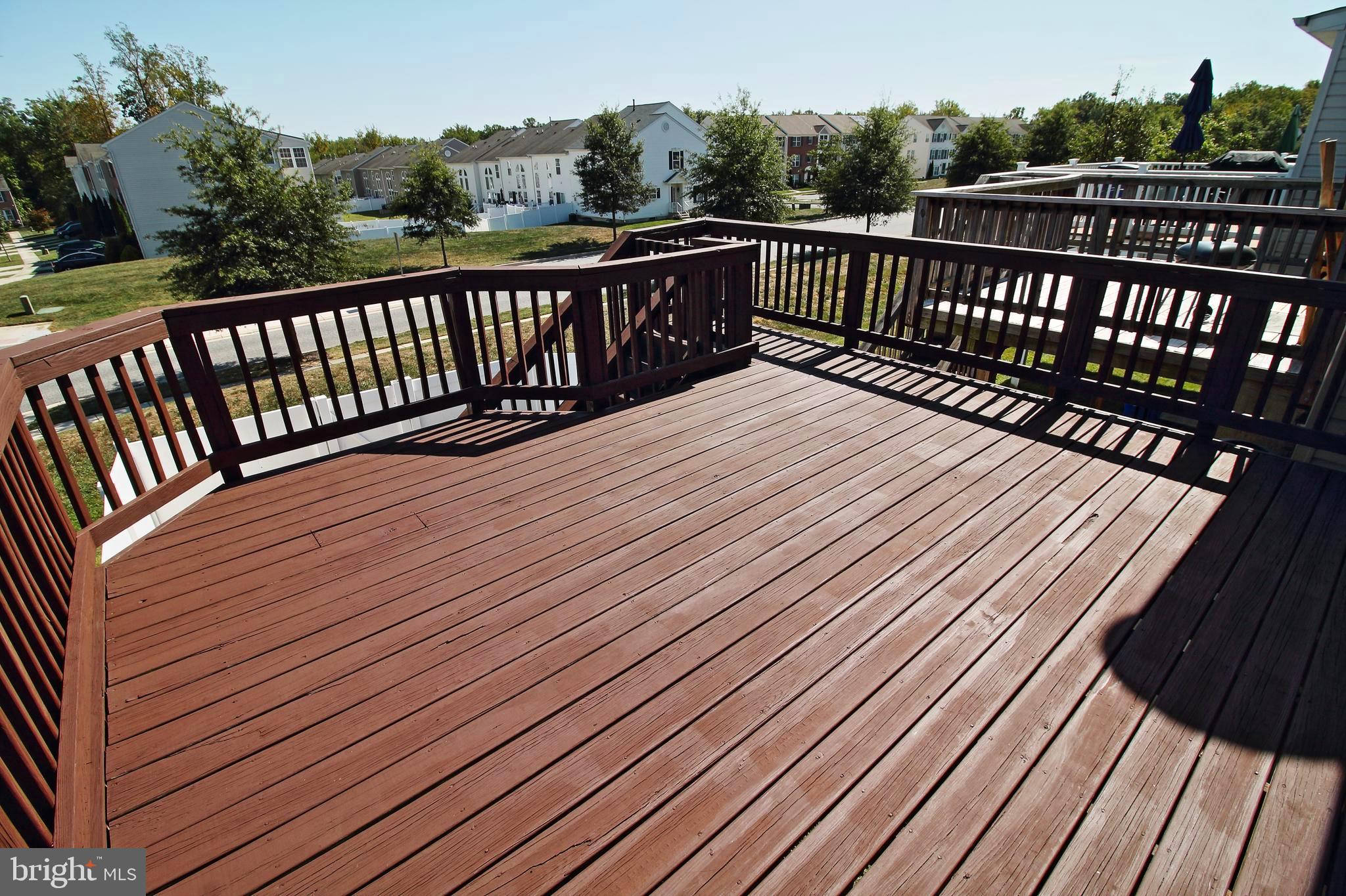 HOLLY WOODS - Residential