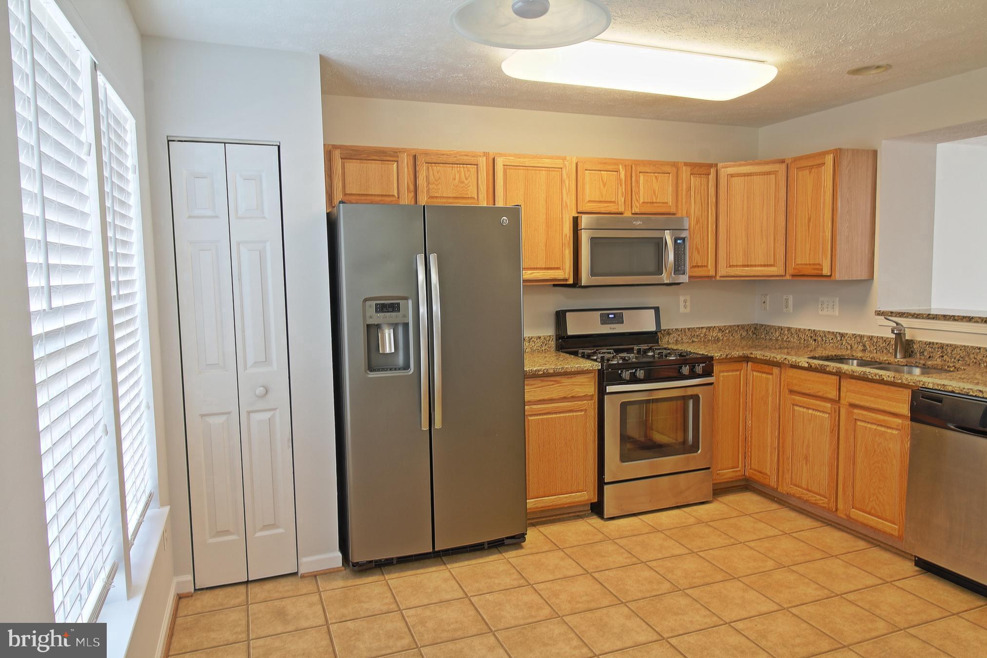 HOLLY WOODS - Residential