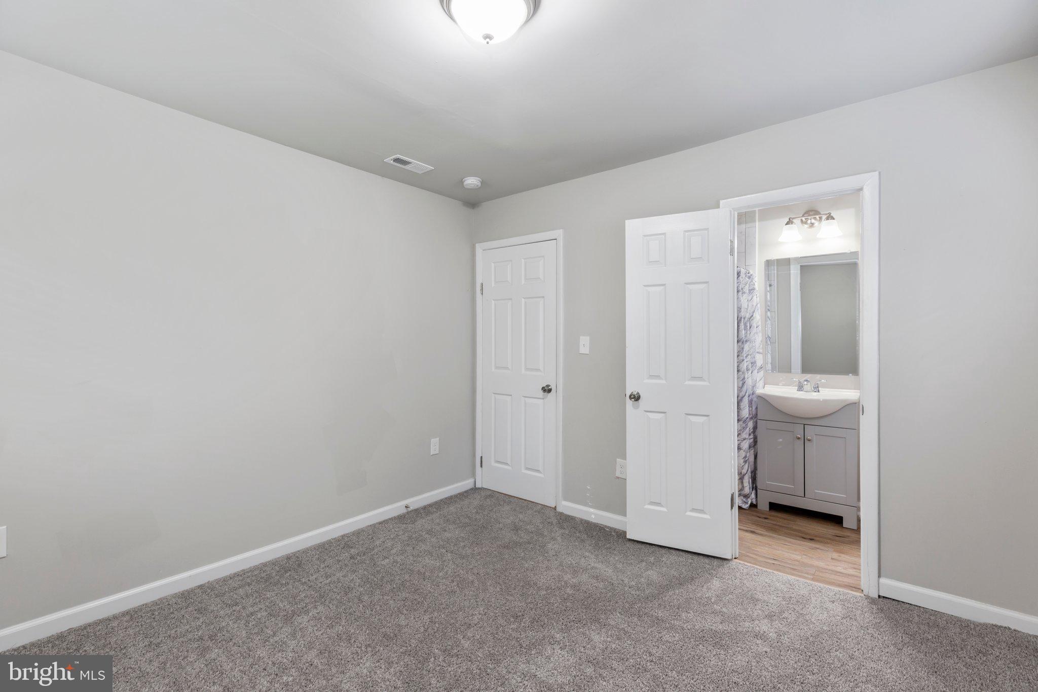 CAMPBELL CREEK VILLAGE - Residential