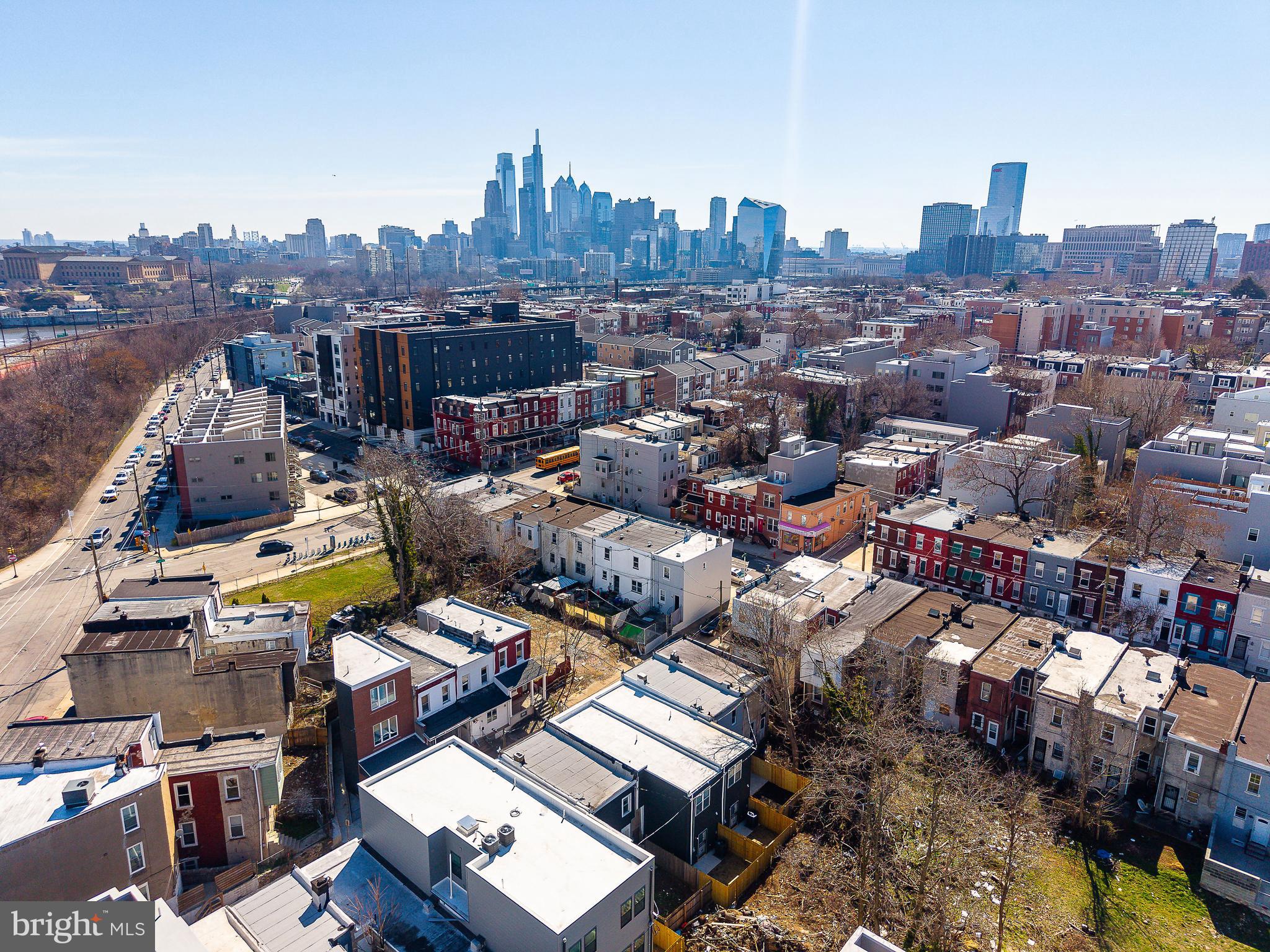 MANTUA - Residential