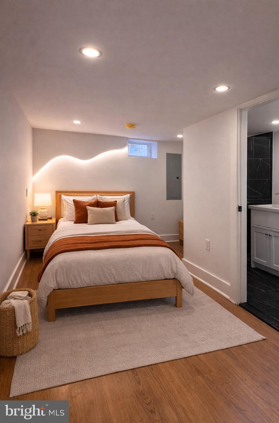 MANTUA - Residential