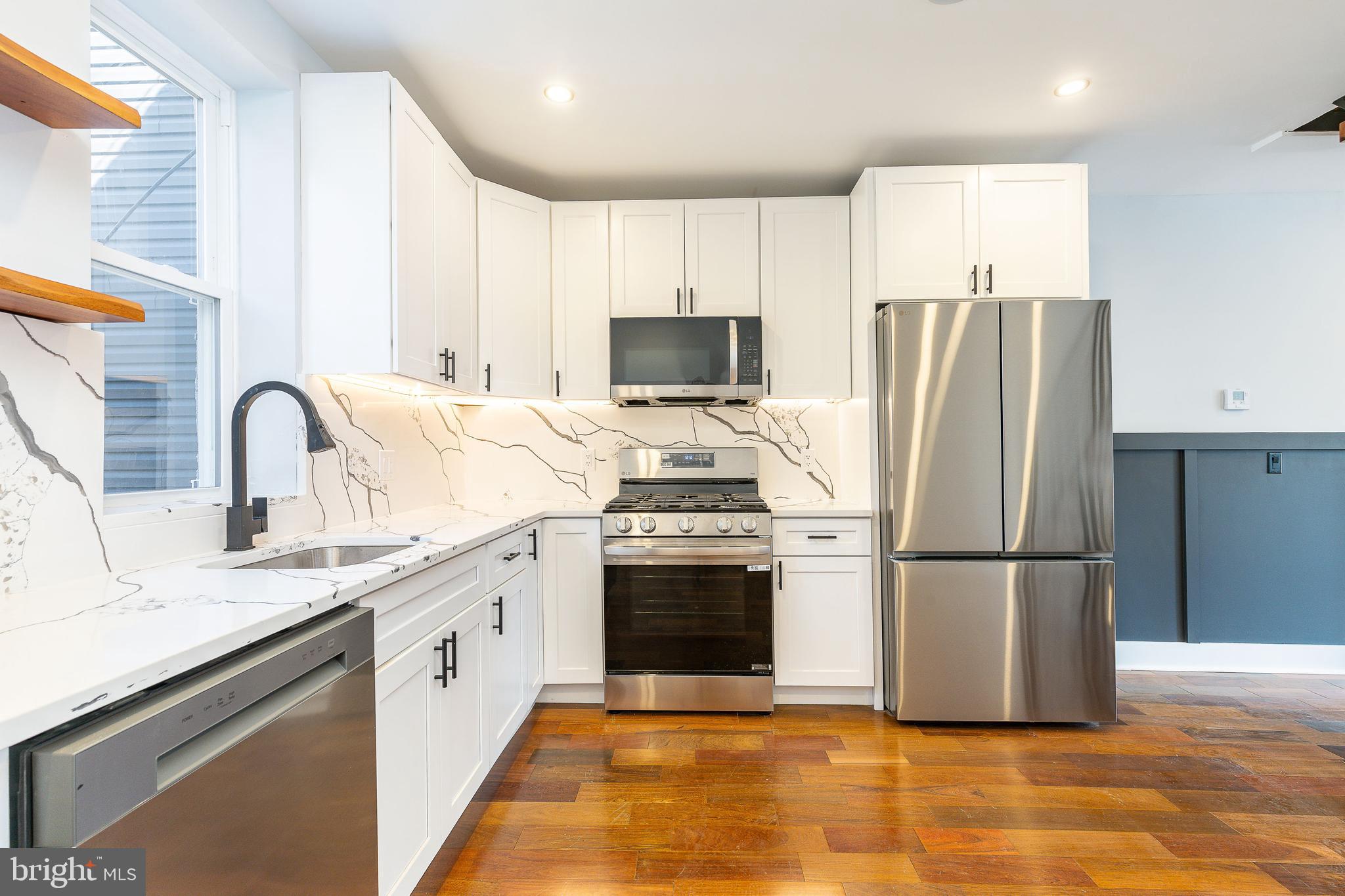 MANTUA - Residential