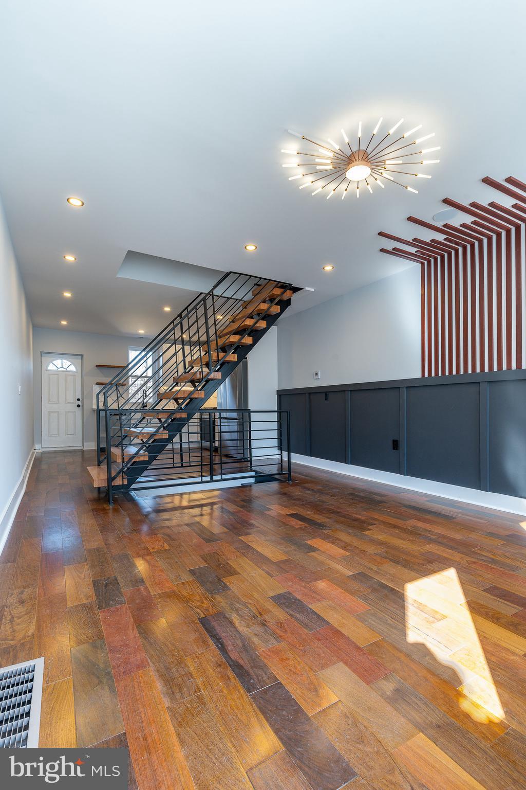 MANTUA - Residential