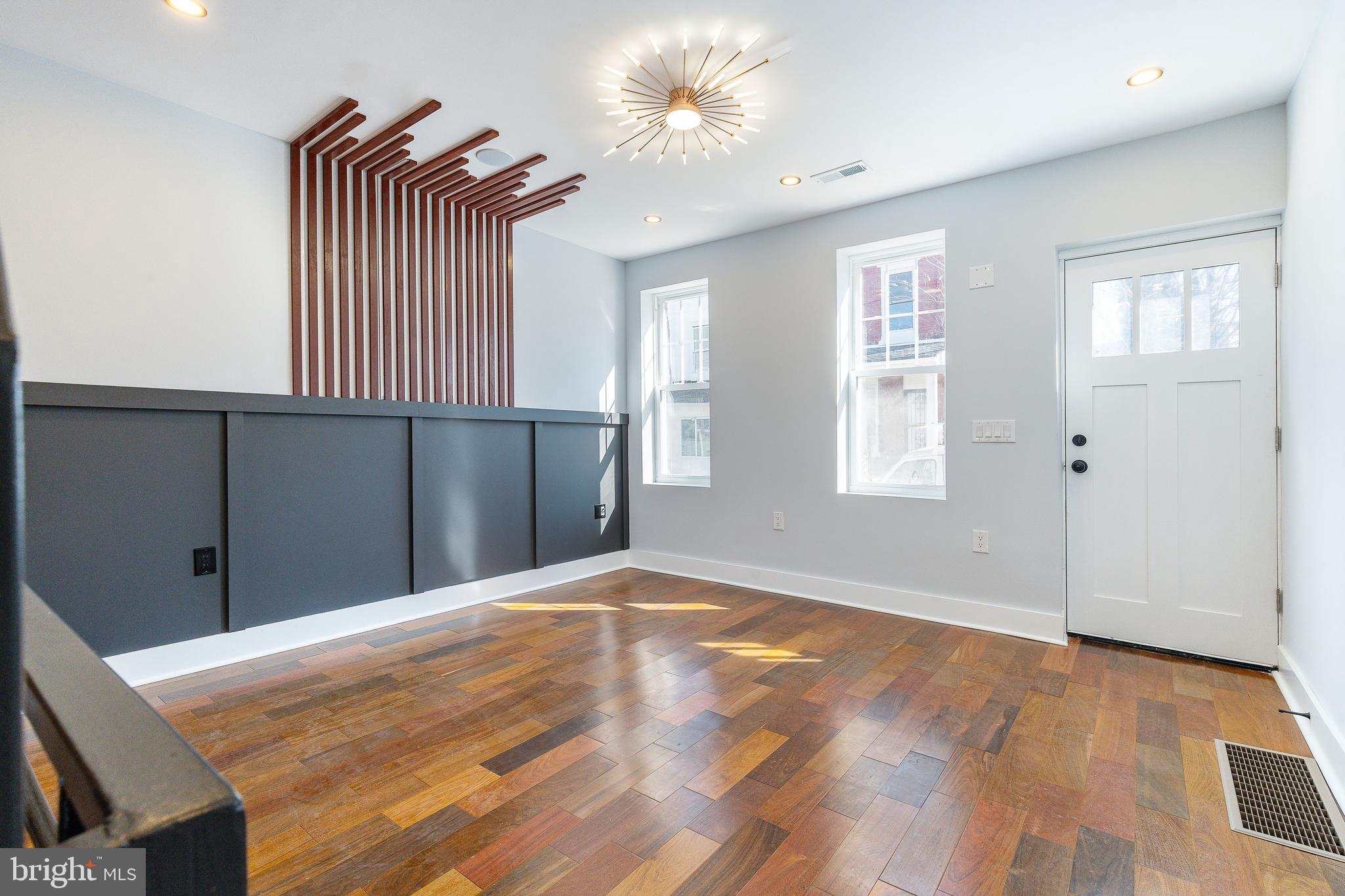 MANTUA - Residential