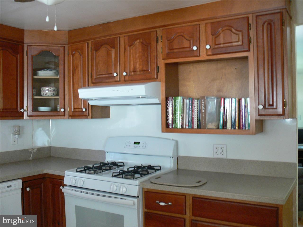 MARKET-HAINES-EDGEWOOD - Residential