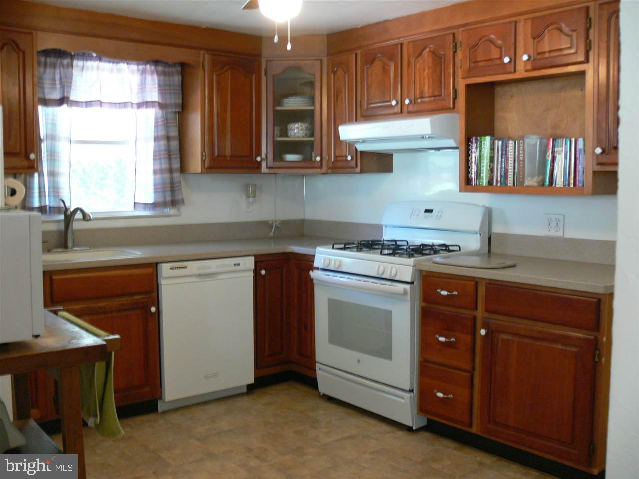 MARKET-HAINES-EDGEWOOD - Residential