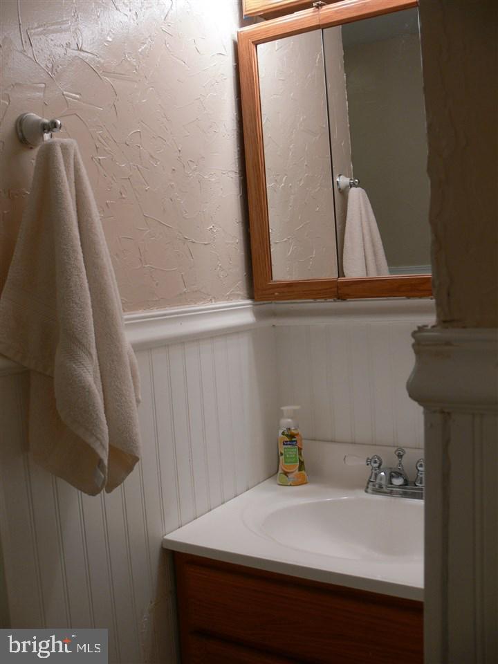 MARKET-HAINES-EDGEWOOD - Residential