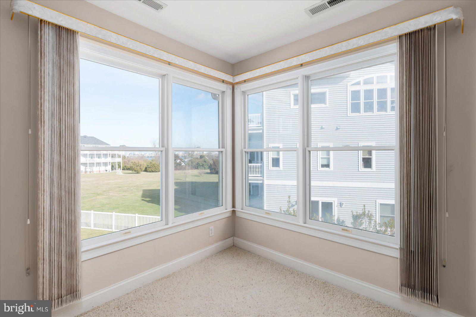 MARTHAS LANDING - Residential