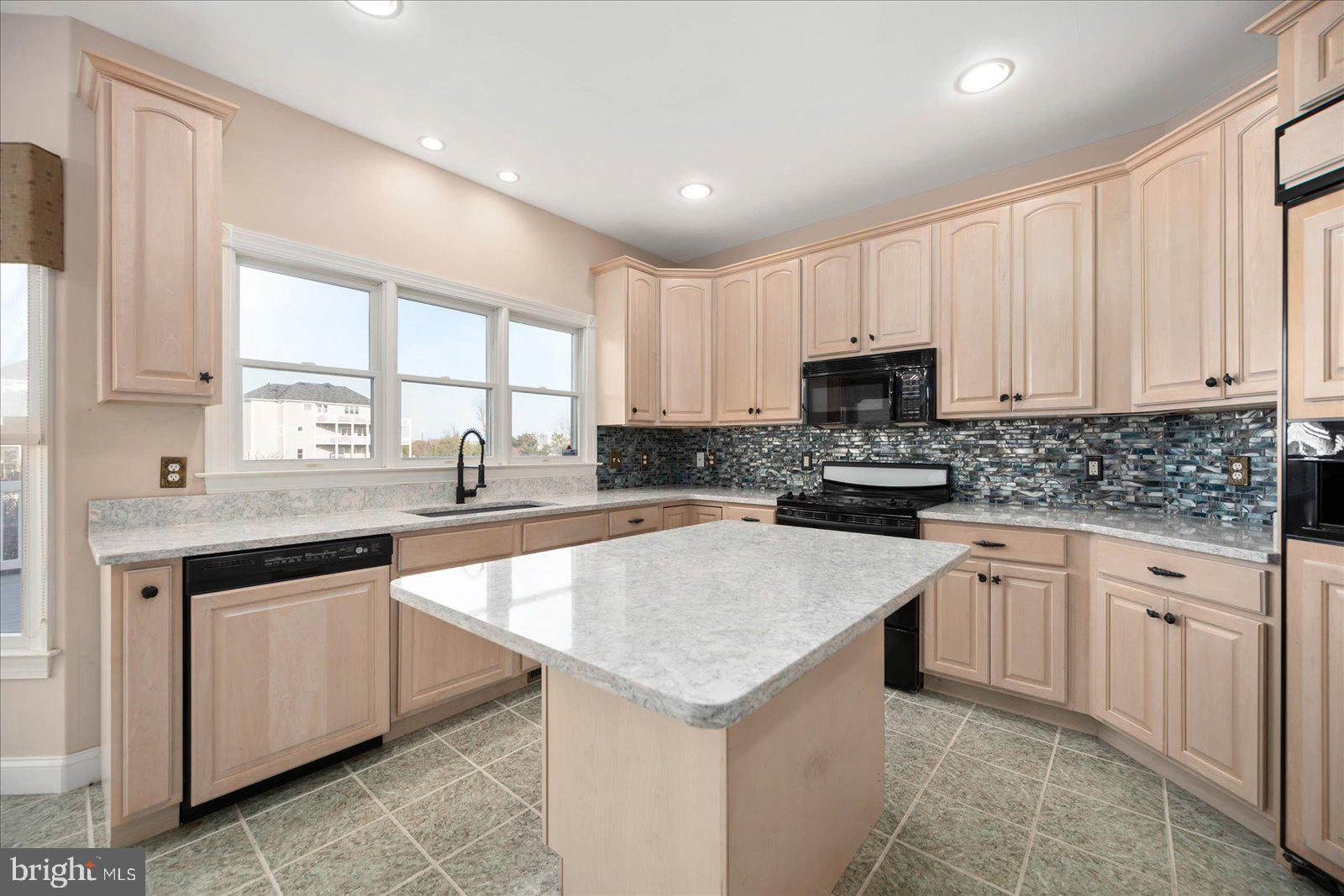 MARTHAS LANDING - Residential