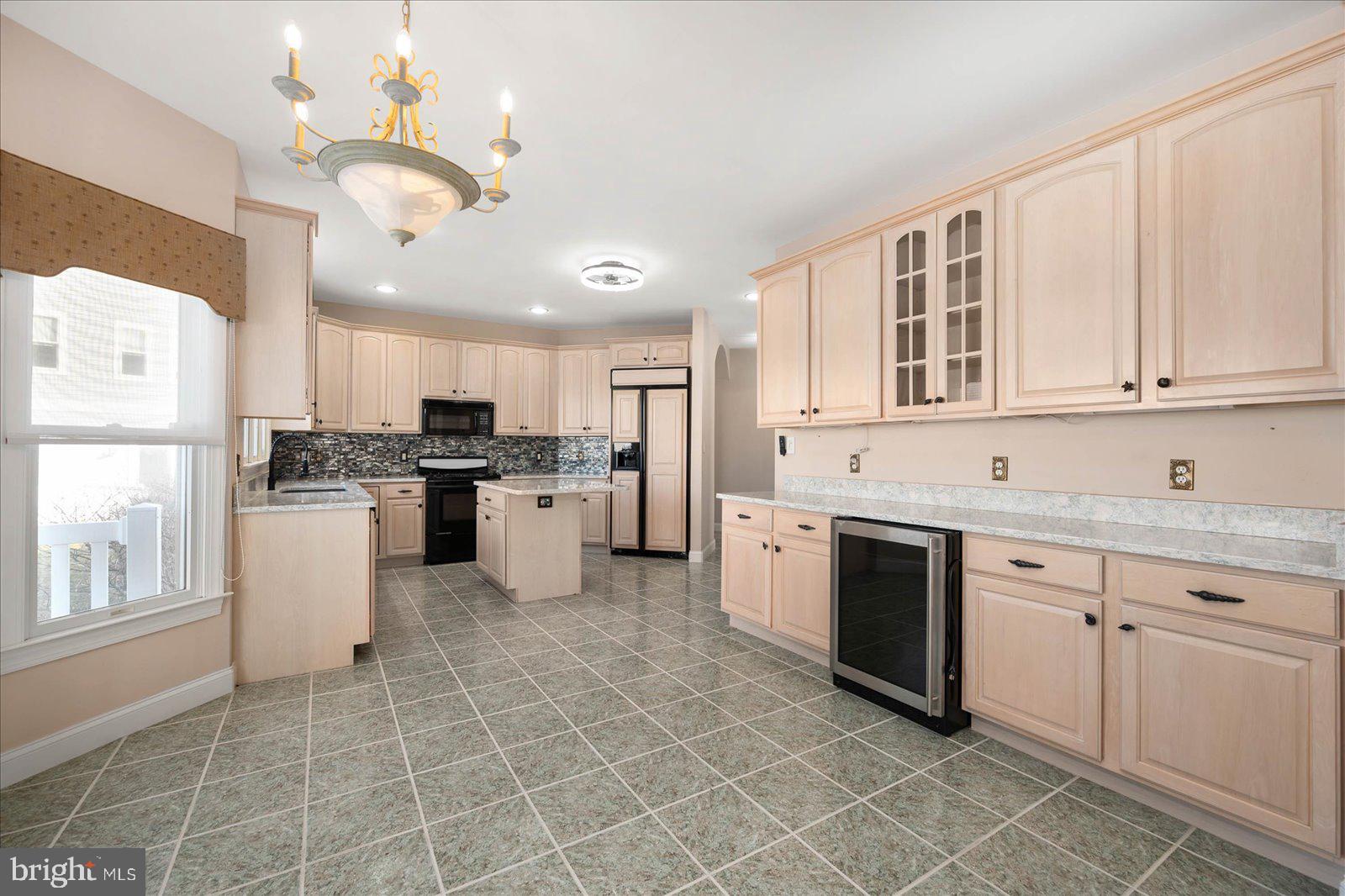 MARTHAS LANDING - Residential