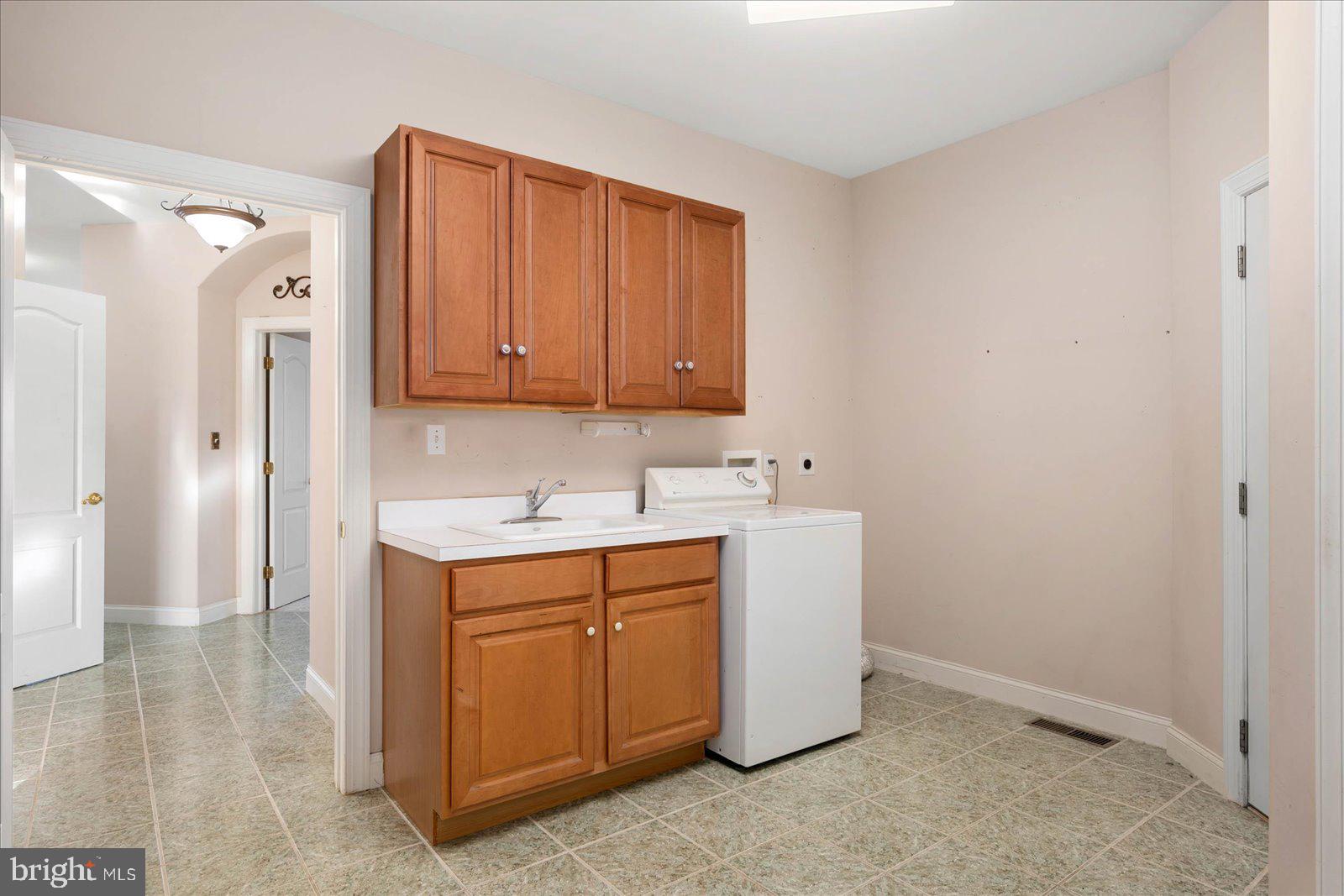 MARTHAS LANDING - Residential