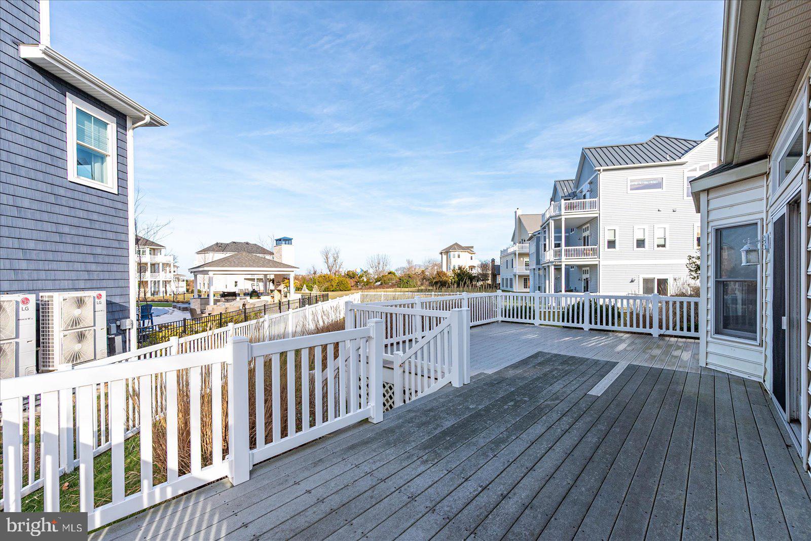 MARTHAS LANDING - Residential