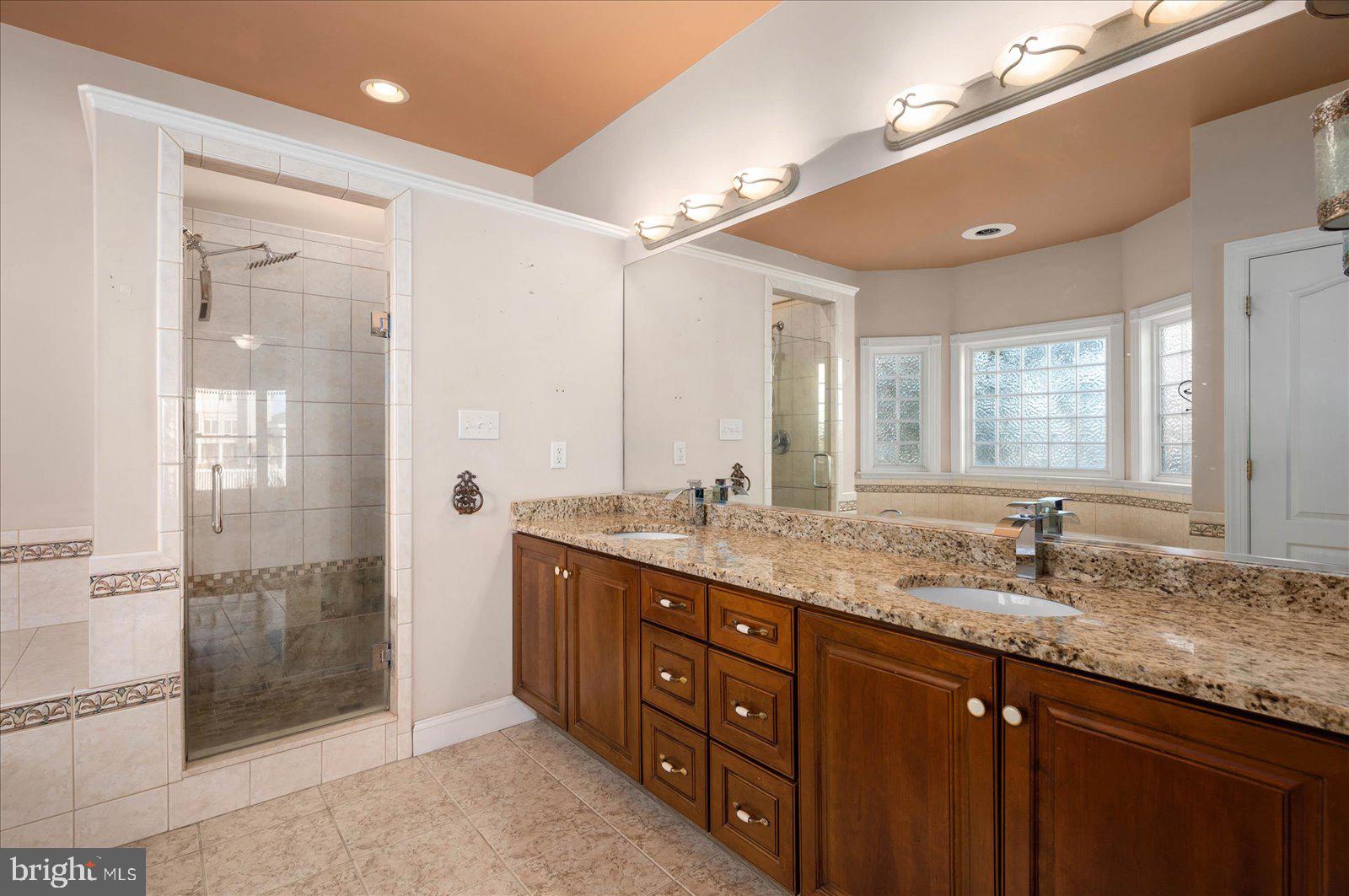 MARTHAS LANDING - Residential