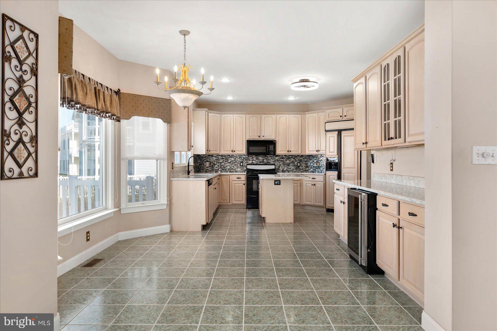 MARTHAS LANDING - Residential