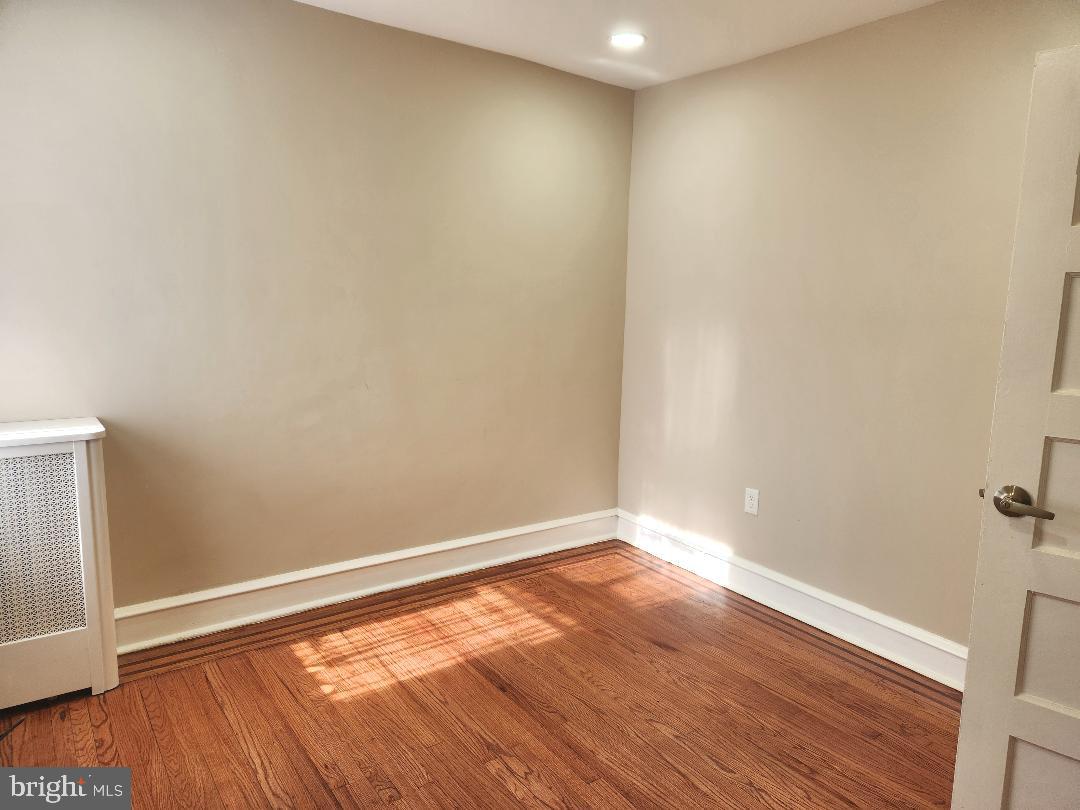 NORTHWOOD - Residential