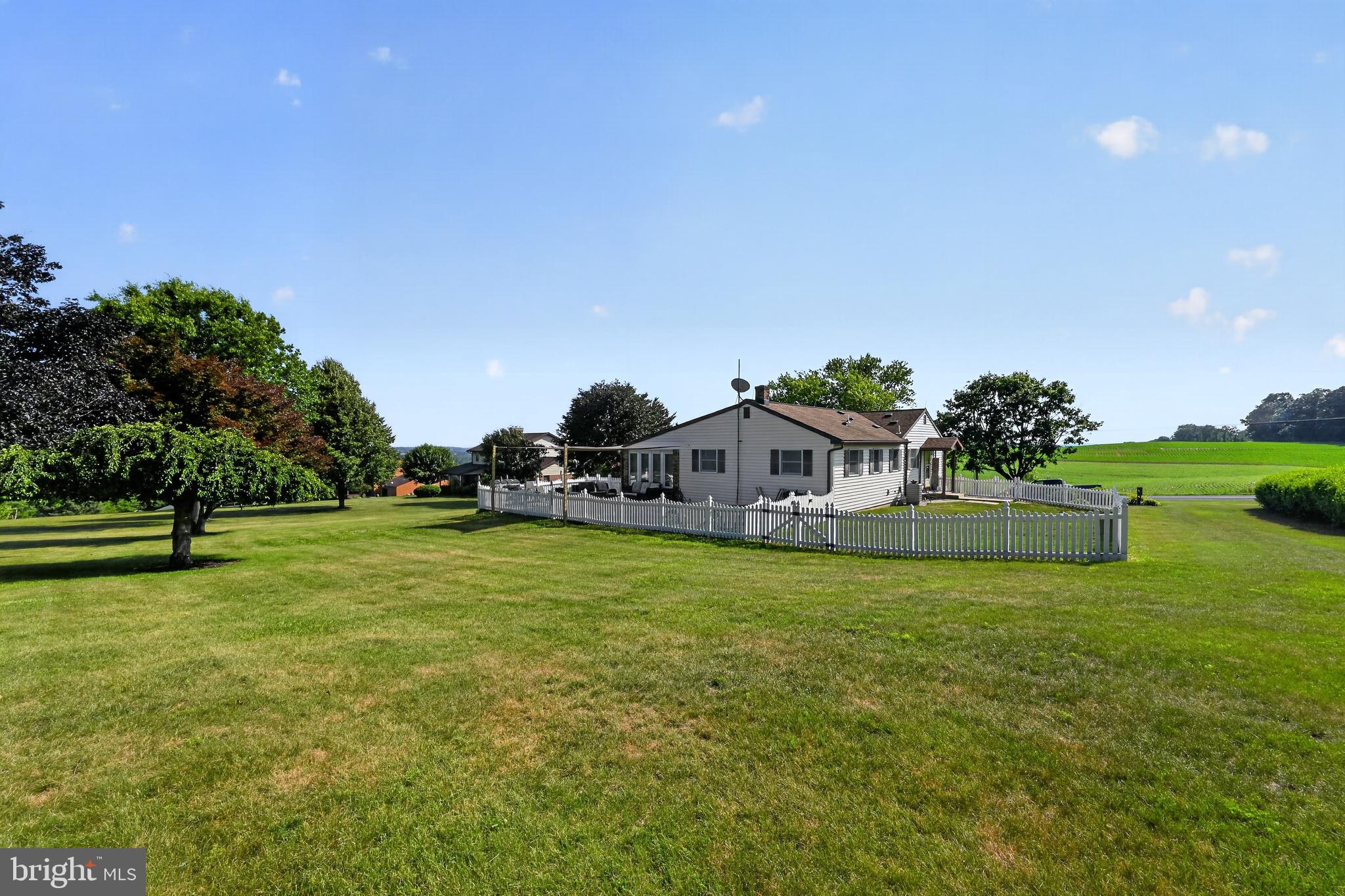 336 FOCHT LANE