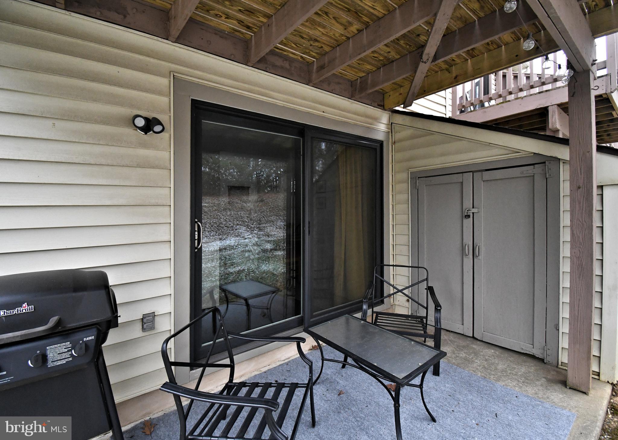 FORGE MOUNTAIN - Residential Lease