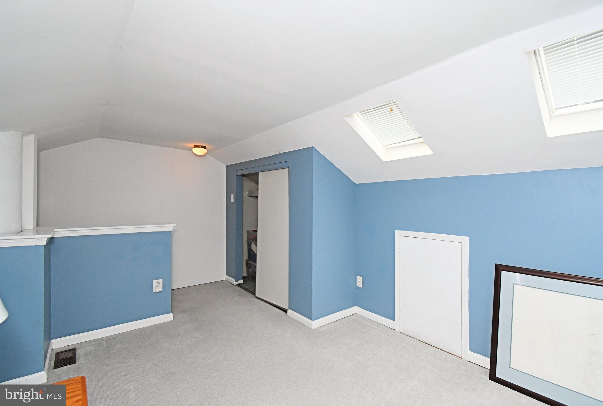 FORGE MOUNTAIN - Residential Lease