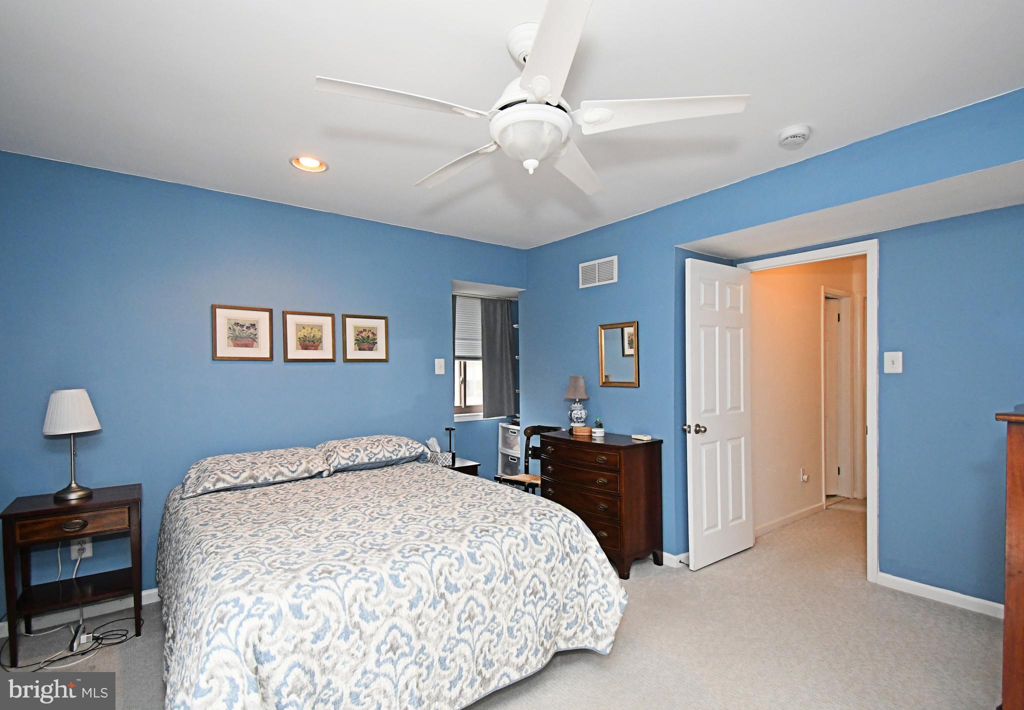 FORGE MOUNTAIN - Residential Lease