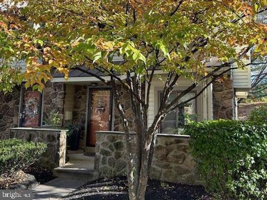 Photo of 28 Flintlock Lane, CHESTERBROOK, PA 19087 (MLS # PACT2115088)