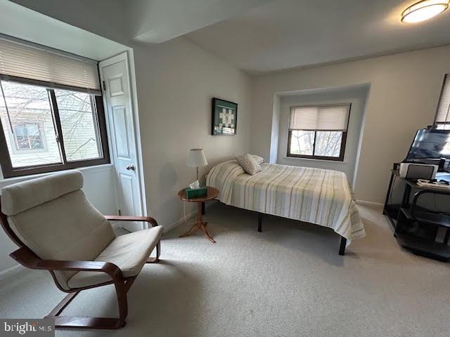 FORGE MOUNTAIN - Residential Lease