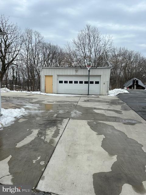 HALFWAY - Residential Lease