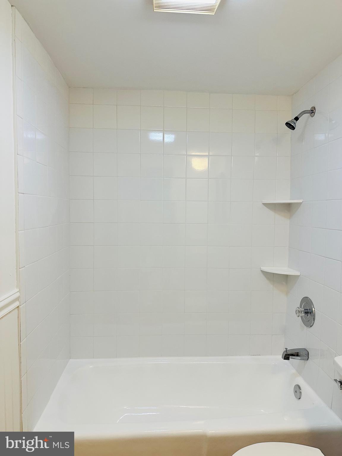 CHATHAM VIL OF TOW - Residential