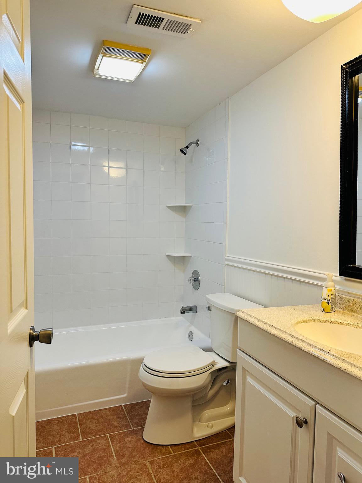 CHATHAM VIL OF TOW - Residential