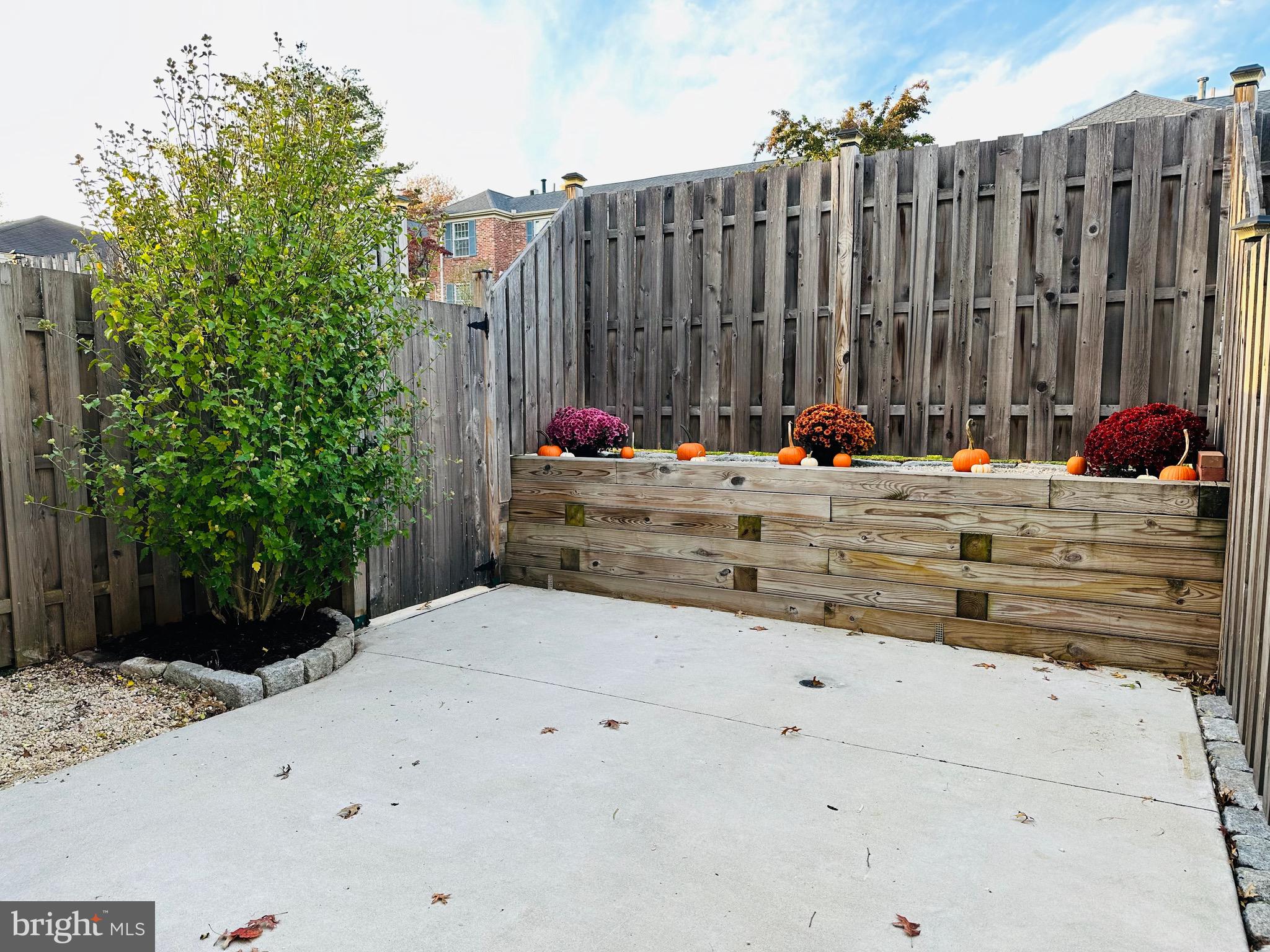 CHATHAM VIL OF TOW - Residential