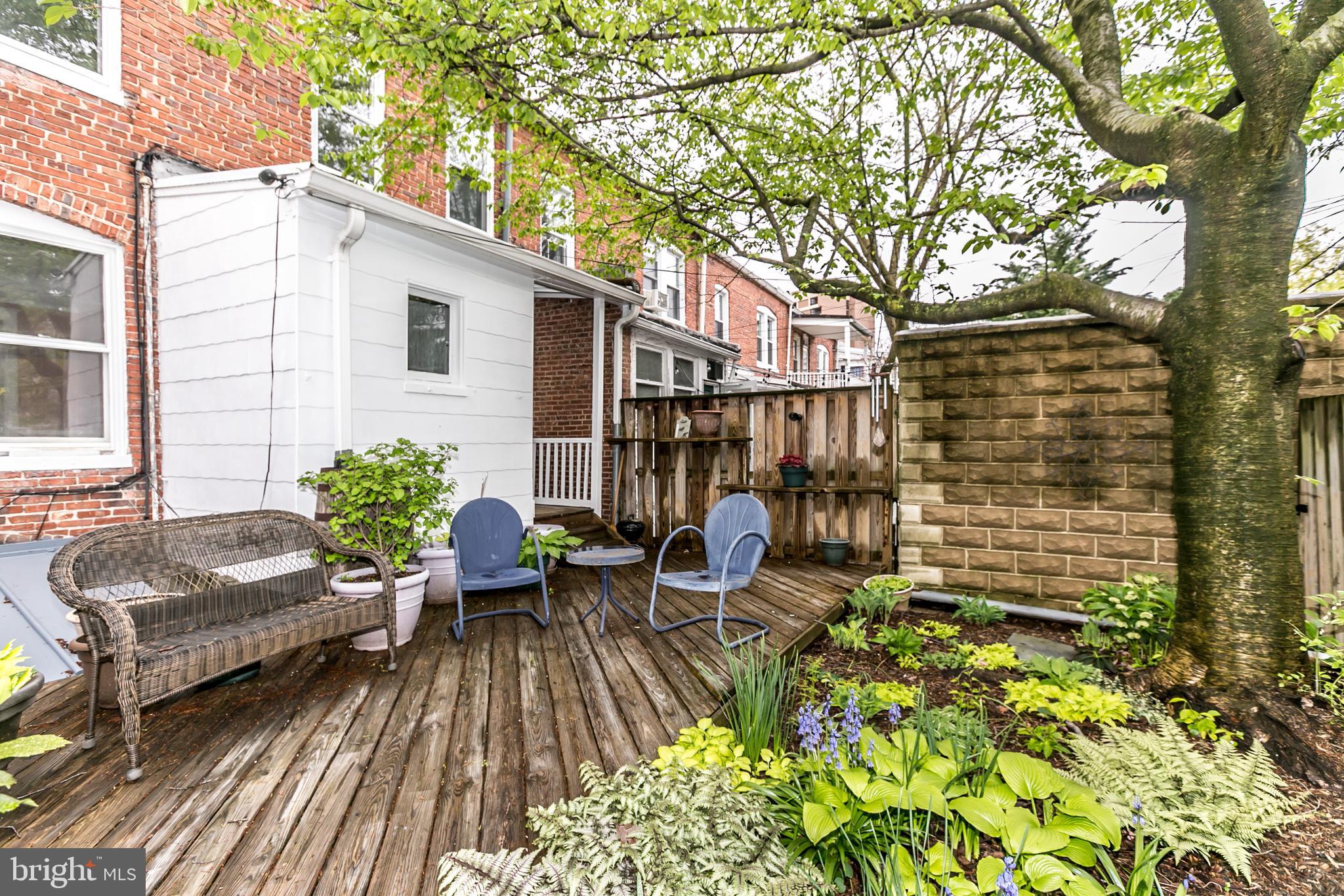 WYMAN PARK HAMPDEN - Residential