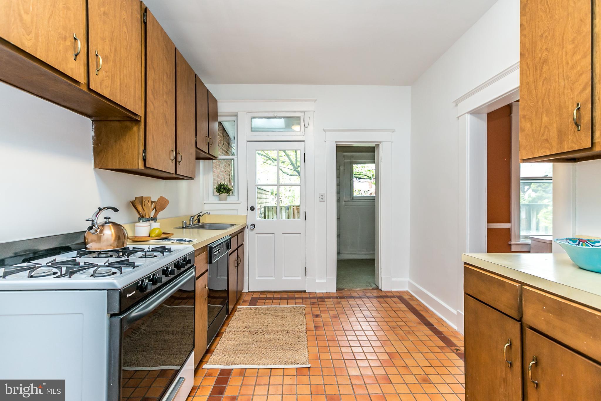 WYMAN PARK HAMPDEN - Residential