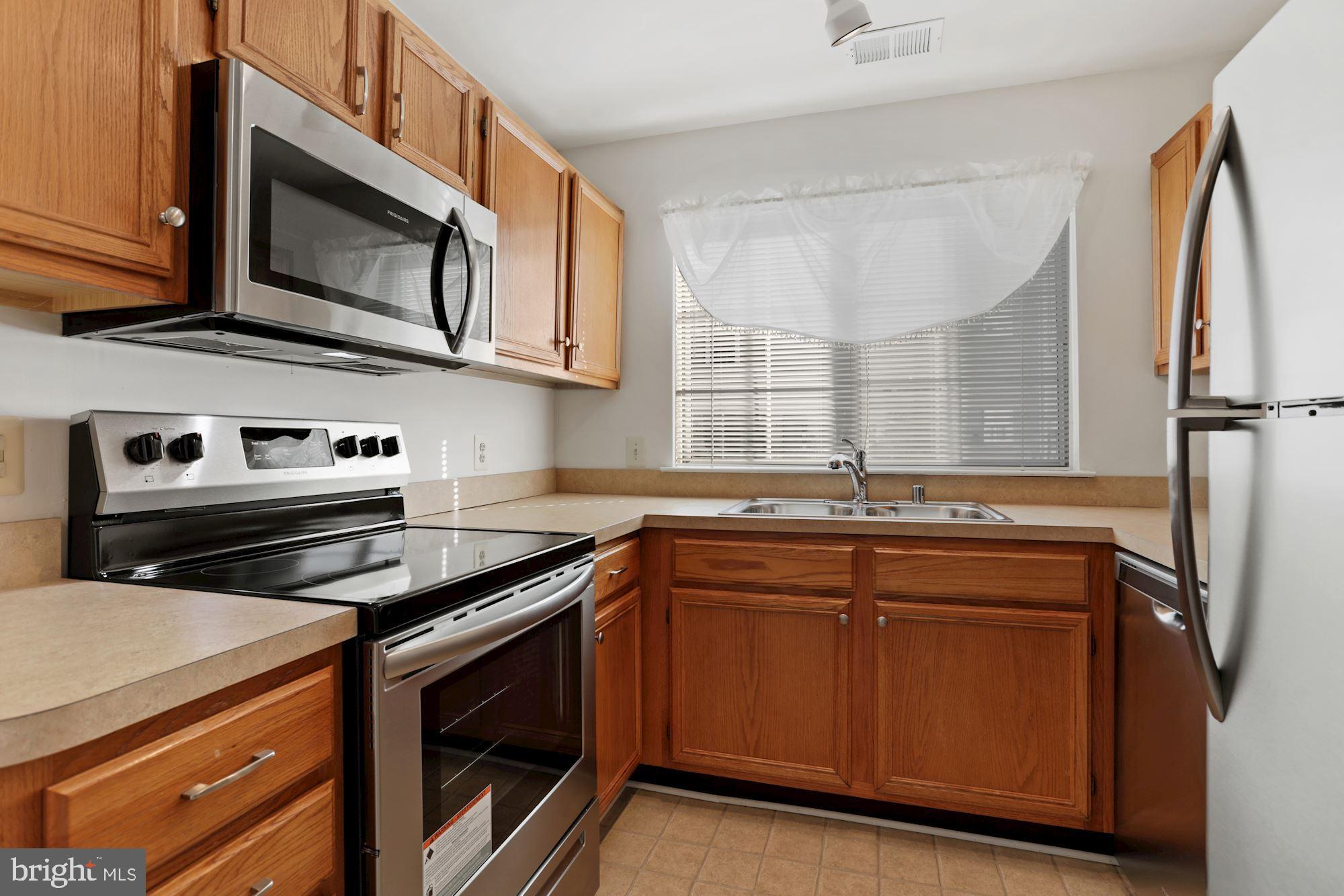 EXETER - Residential Lease