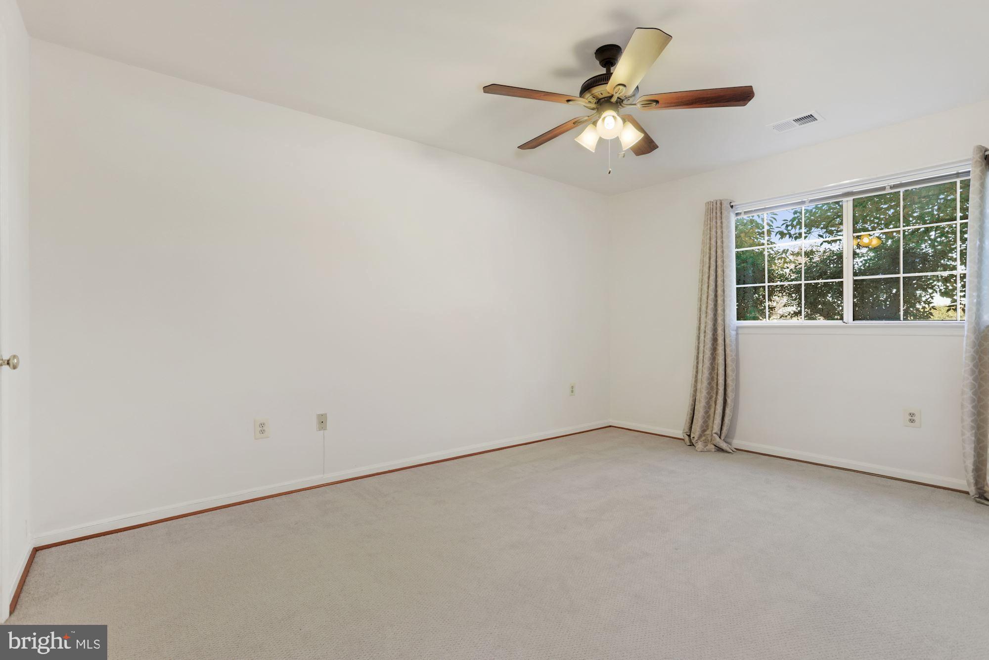 EXETER - Residential Lease